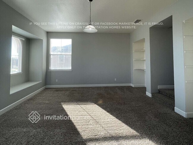 Building Photo - 1187 Jewelflower St