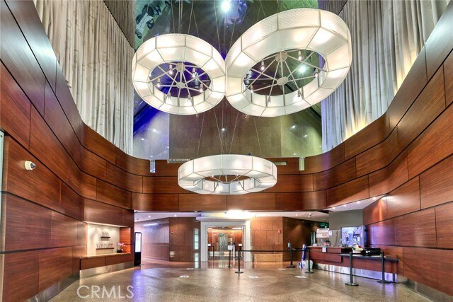 Building Photo - 1100 Wilshire Blvd