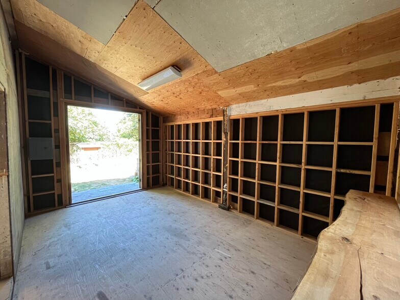 Building Photo - 8113 Sand Dollar Ln