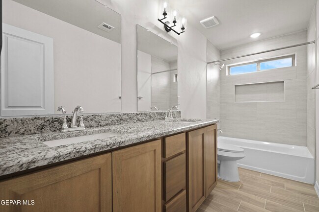 Building Photo - 5004 Alyssa Jade St