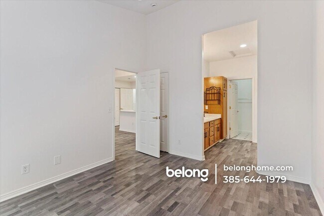 Building Photo - 3827 S Big River Wy