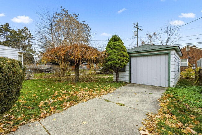 Building Photo - 1541 Washington Ave