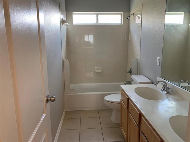 Building Photo - 9113 Hope Dr