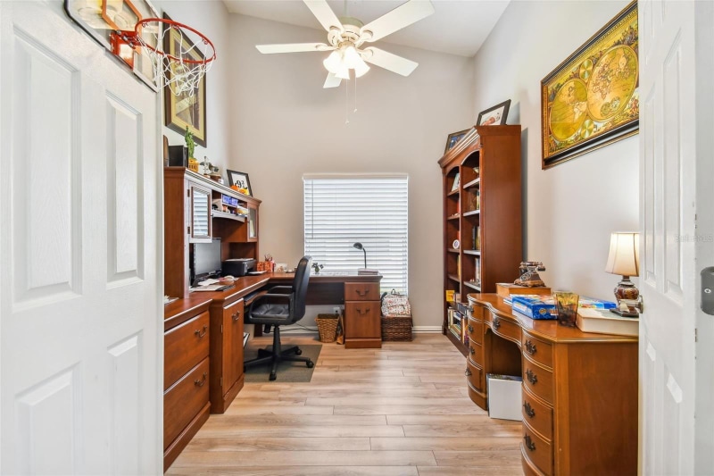 Building Photo - 7124 Colonial Lake Dr