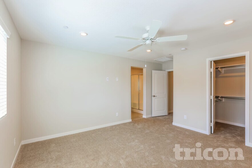 Building Photo - 31739 Willowood Way