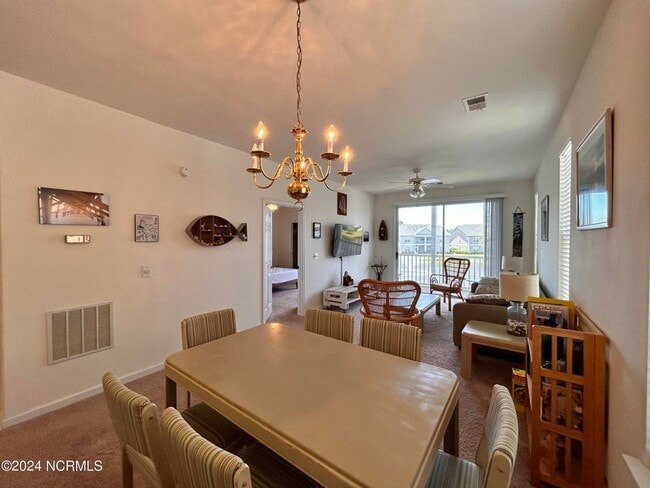 Building Photo - 881 Great Egret Cir SW