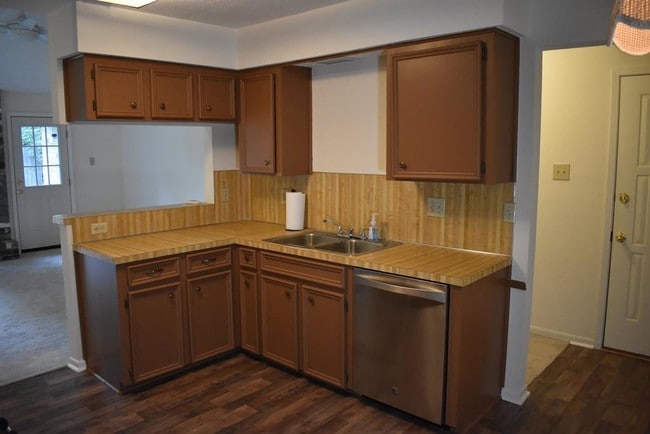 Building Photo - 4006 Sweet Gum Trail