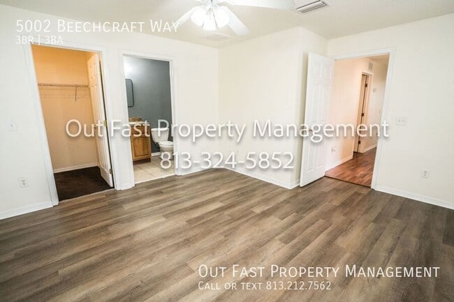 Building Photo - 5002 Beechcraft Way