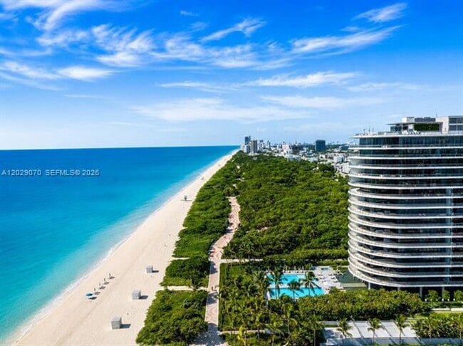 Building Photo - 8701 Collins Ave