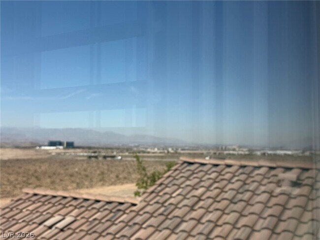 Building Photo - 2283 Teatro Ave