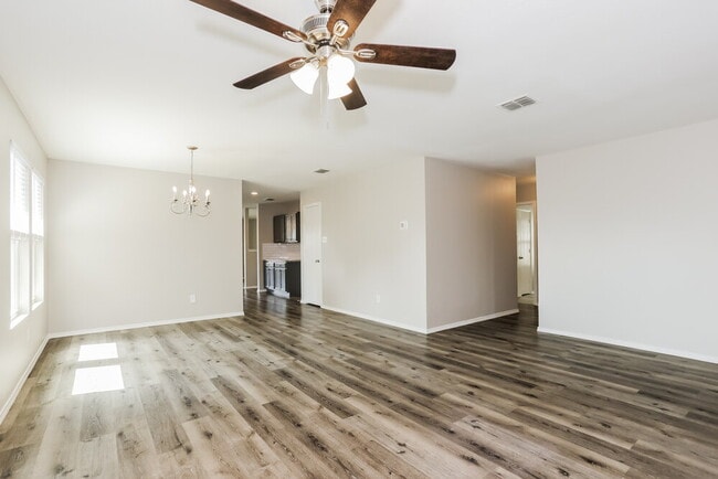 Building Photo - 9104 Old Clydesdale Dr