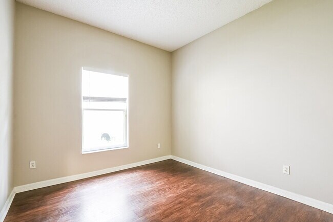 Building Photo - 1149 Osprey Way