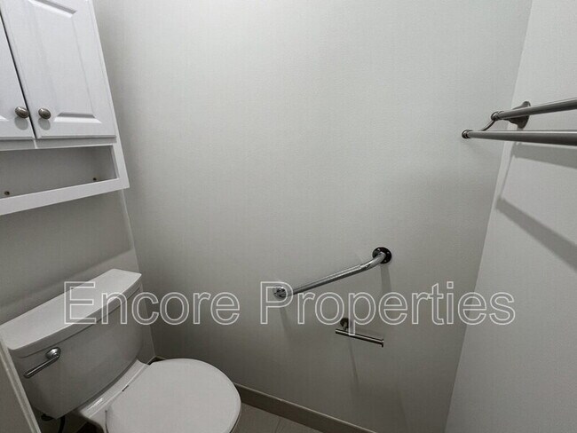 Building Photo - 108 Braxberry Way