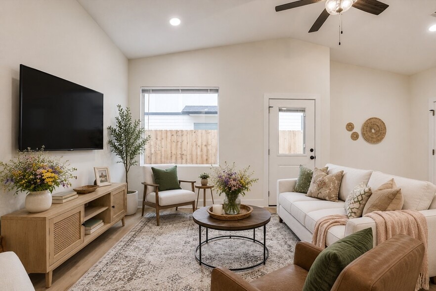 Building Photo - 5742 E Bristol Cir