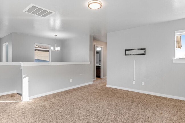 Building Photo - Modern 4-Bedroom Home in Meridian – Spacious Layout + Great Location