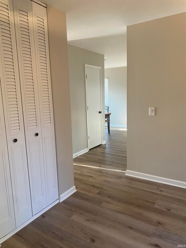 Building Photo - 5022 Woodmark Dr