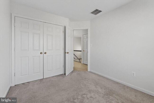 Building Photo - 21748 Kings Crossing Terrace