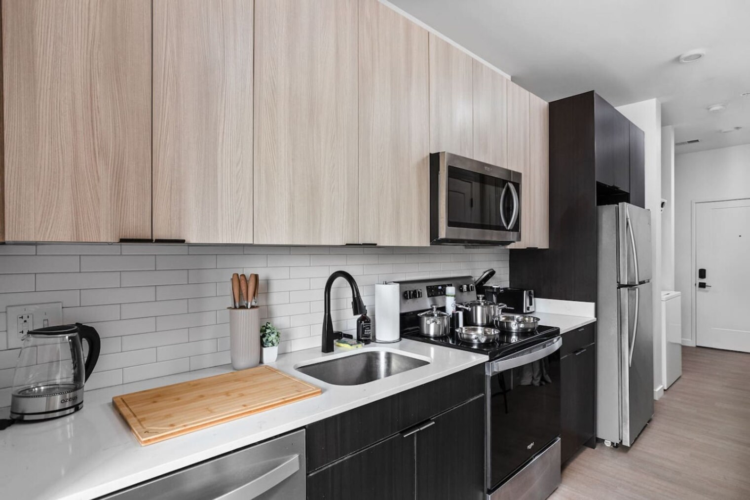 Building Photo - 421 N Pennsylvania St