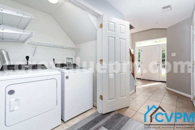Building Photo - 806 Emory Ct