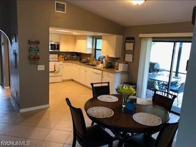 Building Photo - 3604 SW 6th Pl