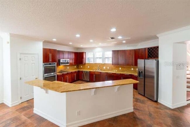 Building Photo - 14443 Golden Rain Tree Blvd