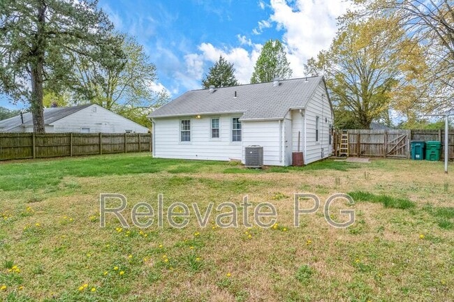 Building Photo - 1313 St Michaels Ln