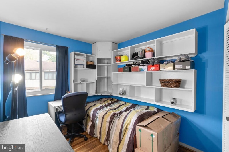 Building Photo - 5615 Open Sky