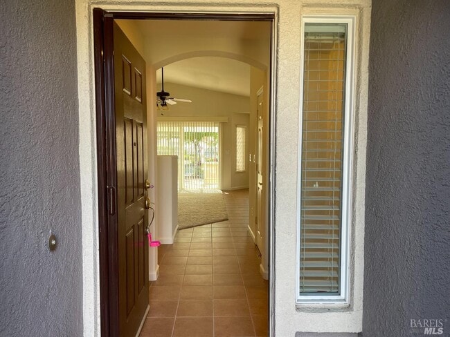 Building Photo - 150 Foxwood Ln