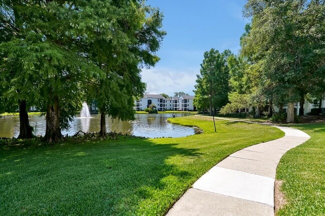Building Photo - ARIUM Valencia Gardens