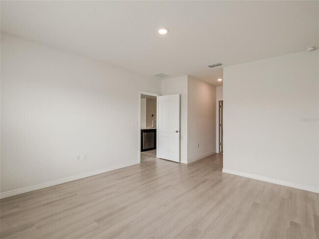 Building Photo - 3630 Caspian St