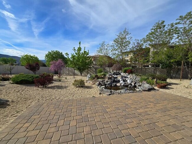 Building Photo - Beautiful Single-Story Home with Upgraded Kitchen & Spacious Backyard in Gated Community