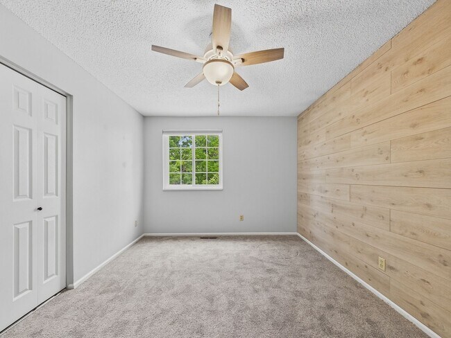 Building Photo - Gorgeous Home in Centennial!