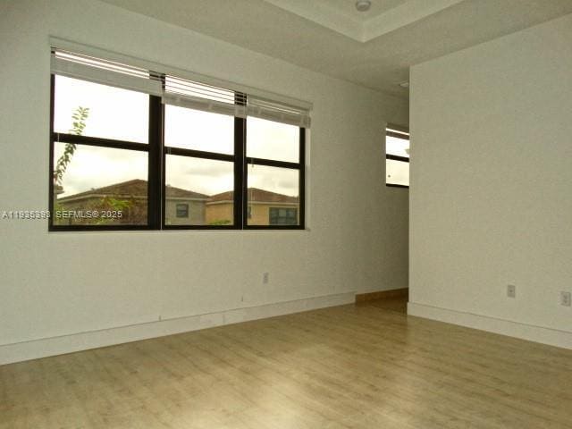 Building Photo - 754 NE 191st Terrace