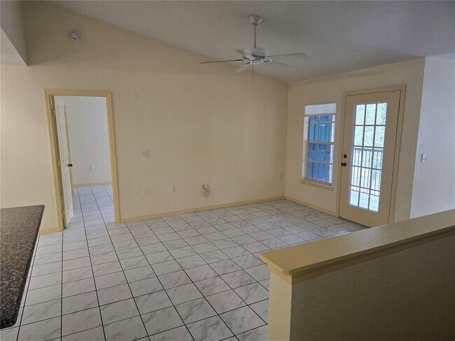Building Photo - 7428 Vista Way