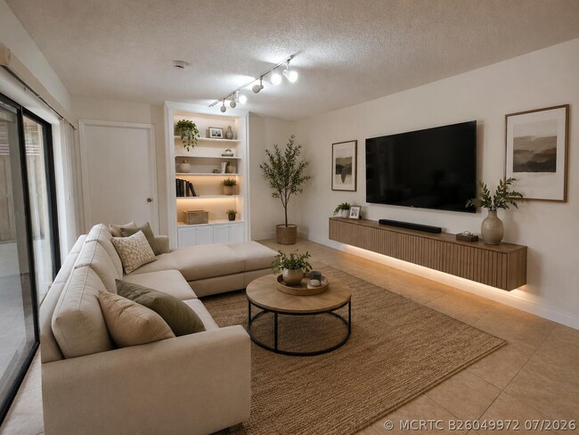 Building Photo - 708 7th Ln