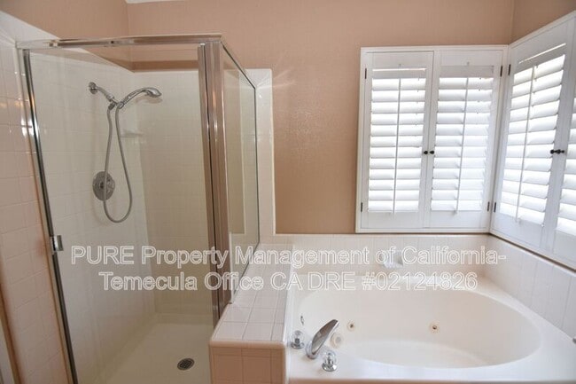 Building Photo - 39265 Corte Pluma