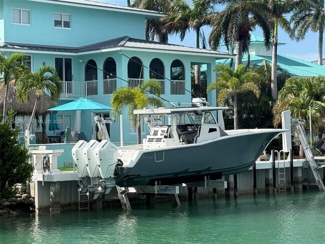 Building Photo - 124 Indies Dr S