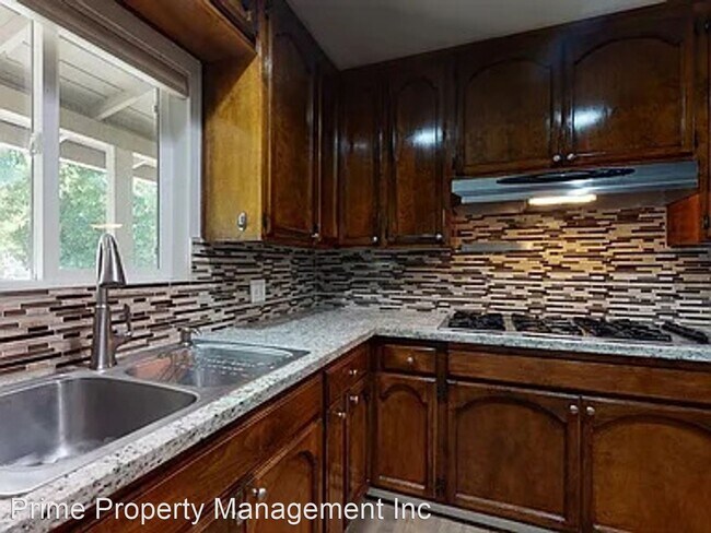 Building Photo - 3 br, 2 bath House - 1408 Dalton Way