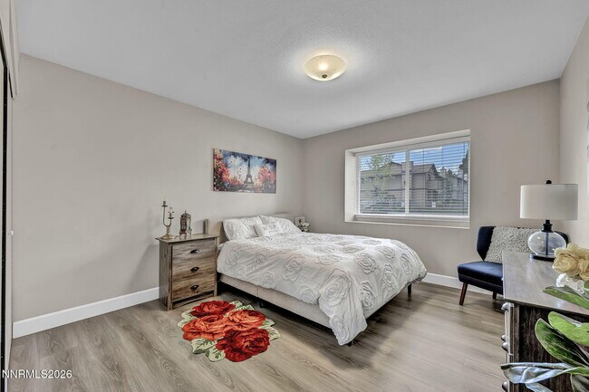 Building Photo - 1490 Foster Dr