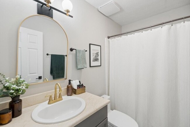 Building Photo - 1150 Collier Rd NW