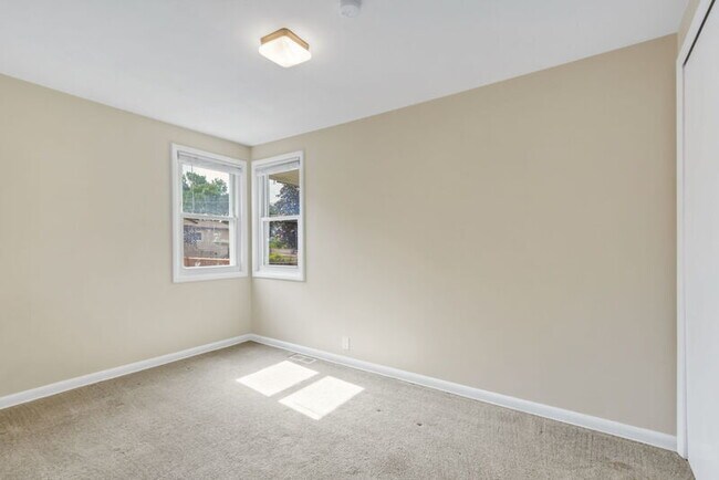 Building Photo - 6260 W 61st Ave