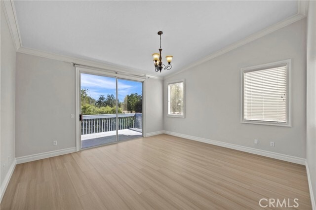 Building Photo - 5050 Stone Ridge Dr