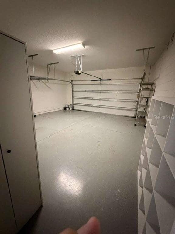 Building Photo - 11737 Verrazano Dr