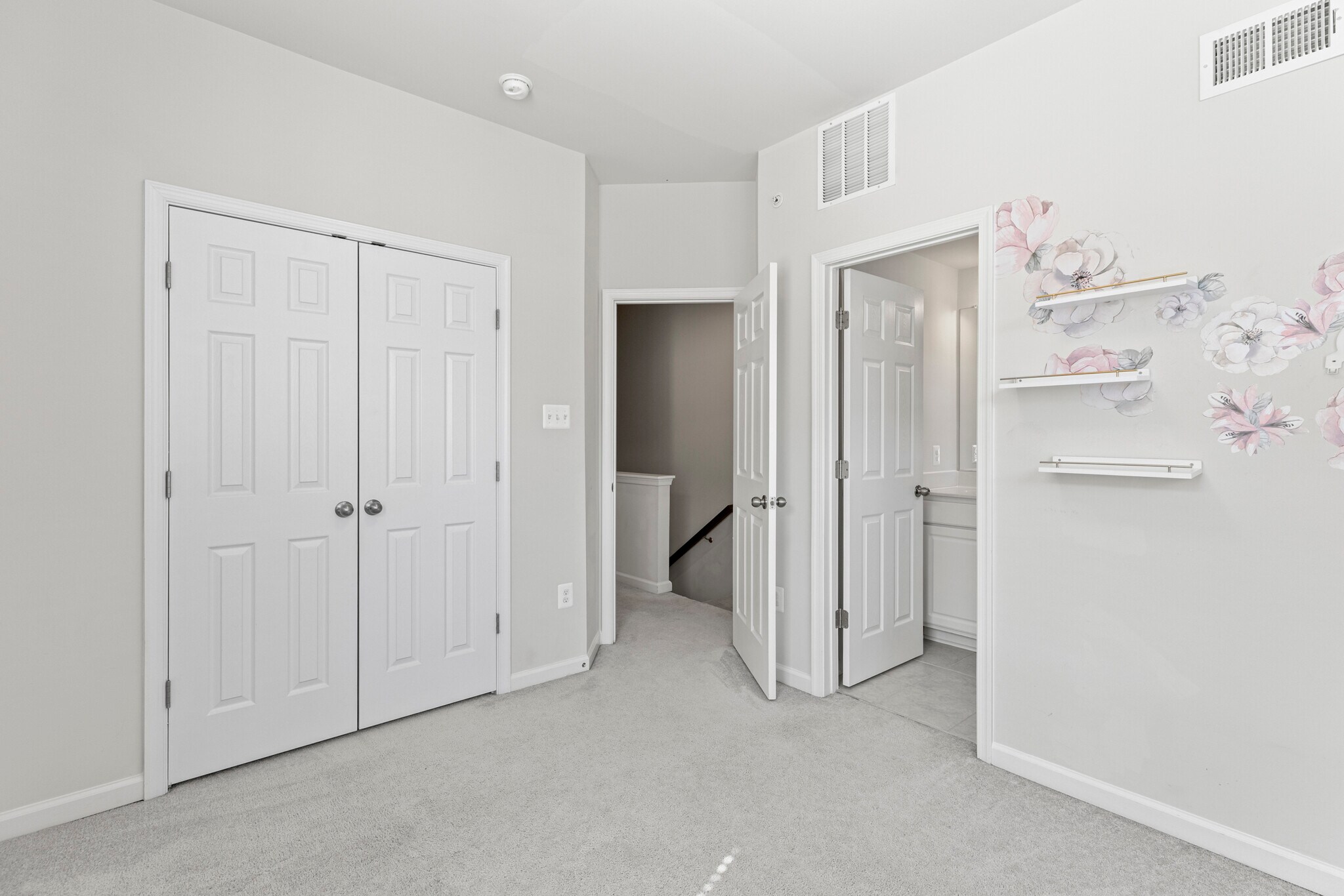 Second Bedroom - 7125 Rowlock Aly