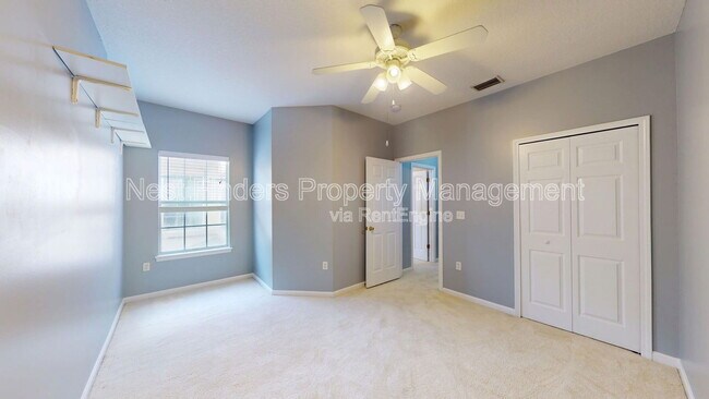 Building Photo - 9744 Summer Grove Way W