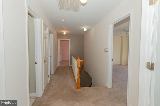 Building Photo - 180 Muirfield Ct