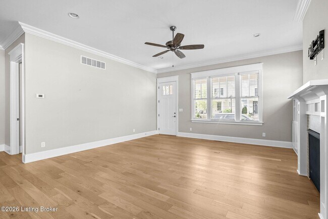 Building Photo - 6204 Moonseed St