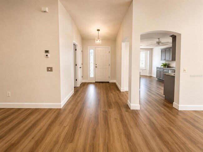 Building Photo - 1211 Cabella Cir