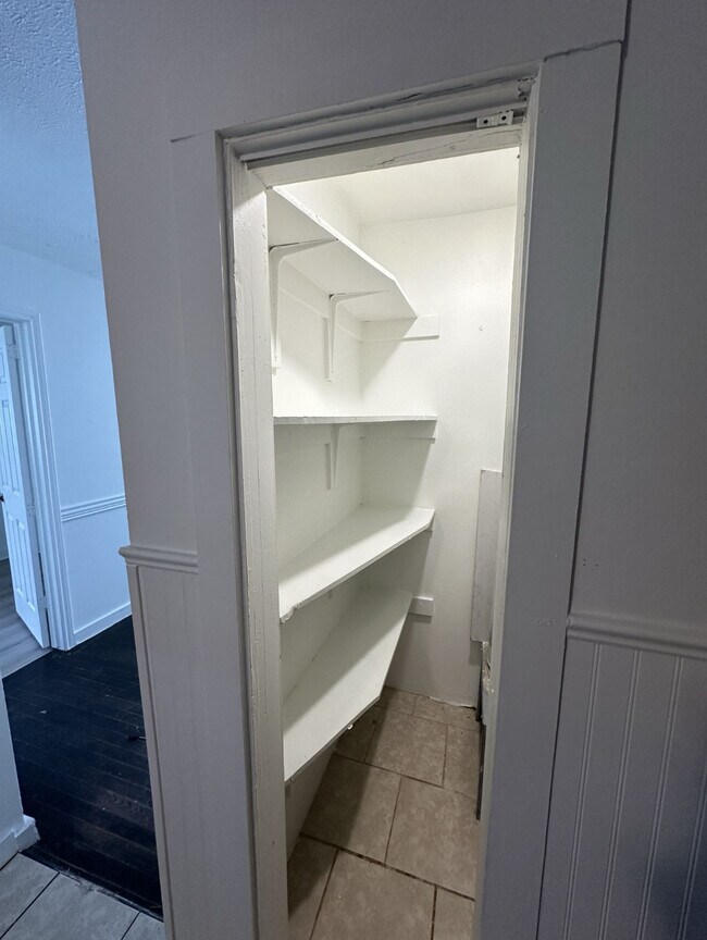 Building Photo - 4622 Stigall Dr