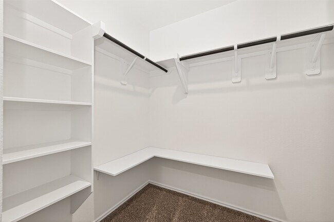 Building Photo - 1710 Legacy Hills Dr
